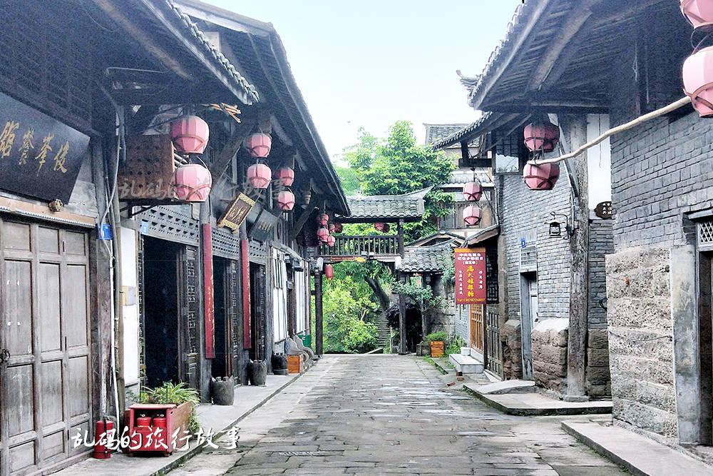 何炅主持生涯中的“第一次翻车”，被陈冠希笑话后，何炅大怒不已